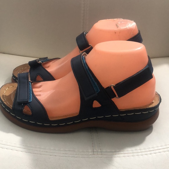 Women's Nany Blue Lite Weight Strap on Sandal Adj. Loop & Hook Closure Size 8 - Picture 7 of 15